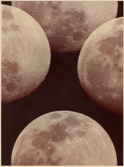 4Moons_b